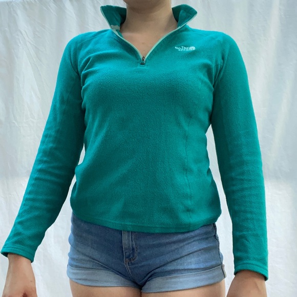 The North Face Jackets & Blazers - North Face Glacier 1/4 zip fleece
